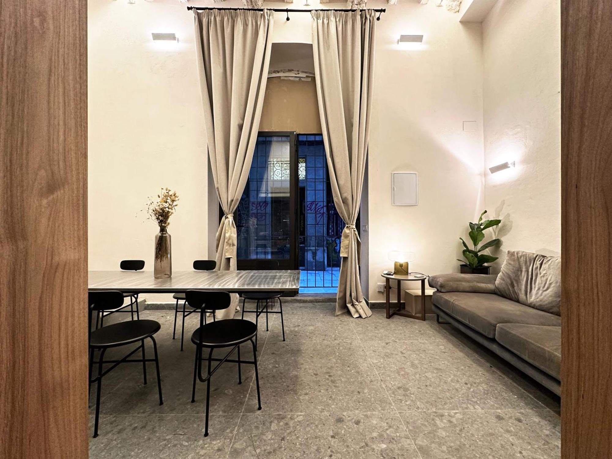 Oasis Apartments & Studios Old Town Center Barcelona Luaran gambar